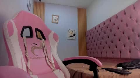 Snapshot of jax_maliq chatting on 11.12.25 jax_maliq online show from 11.12.25