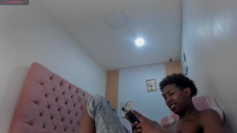 Snapshot of jax_maliq chatting on 11.14.25 jax_maliq online show from 11.14.25