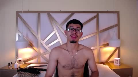 Snapshot of jaxon_carter chatting on 10.18.25 jaxon_carter online show from 10.18.25