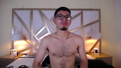 Snapshot of jaxon_carter chatting on 10.21.25 jaxon_carter online show from 10.21.25