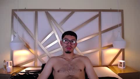 Snapshot of jaxon_carter chatting on 10.27.25 jaxon_carter online show from 10.27.25