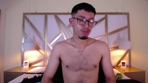 Snapshot of jaxon_carter chatting on 10.30.25 jaxon_carter online show from 10.30.25