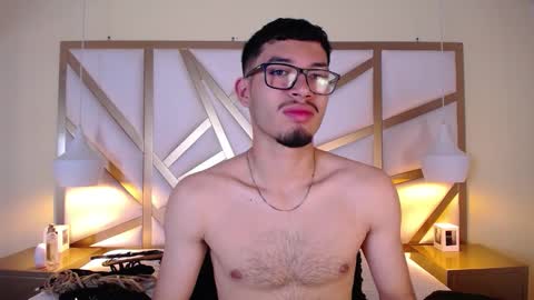 Snapshot of jaxon_carter chatting on 11.15.25 jaxon_carter online show from 11.15.25