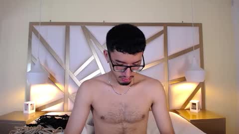 Snapshot of jaxon_carter chatting on 11.22.25 jaxon_carter online show from 11.22.25