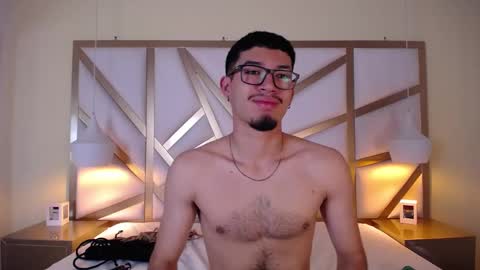 Snapshot of jaxon_carter chatting on 11.22.25 jaxon_carter online show from 11.22.25