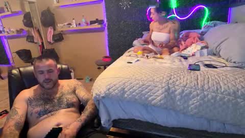 jay_banks0420 online show from 11.30.25