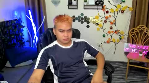 JL online show from 12.18.25