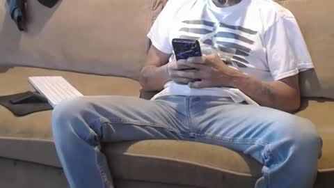 Snapshot of jay_short7863 chatting on 02.15.25 O F jay short786 online show from 02.15.25