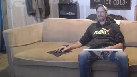 Snapshot of jay_short7863 chatting on 02.21.25 O F jay short786 online show from 02.21.25