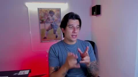 Snapshot of jayalvarrez_ chatting on 11.14.25 Jay Alvarrez online show from 11.14.25