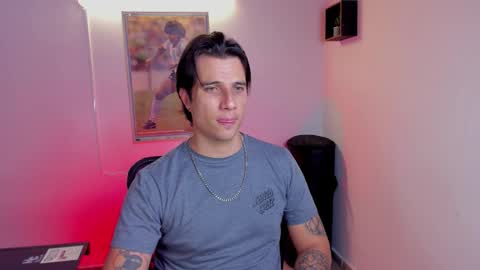 Snapshot of jayalvarrez_ chatting on 11.20.25 Jay Alvarrez online show from 11.20.25