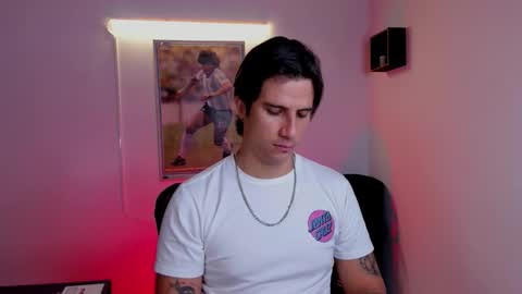 Snapshot of jayalvarrez_ chatting on 11.23.25 Jay Alvarrez online show from 11.23.25