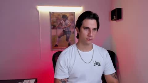 Snapshot of jayalvarrez_ chatting on 11.27.25 Jay Alvarrez online show from 11.27.25