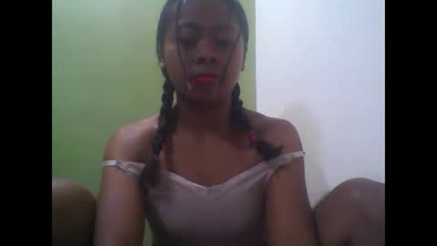 Snapshot of jayalydiah chatting on 09.30.25 jayalydiah online show from 09.30.25