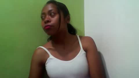 Snapshot of jayalydiah chatting on 10.12.25 jayalydiah online show from 10.12.25