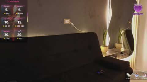 Snapshot of jaybrown_1 chatting on 10.30.25 Jay online show from 10.30.25