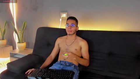 Jay online show from 11.24.25