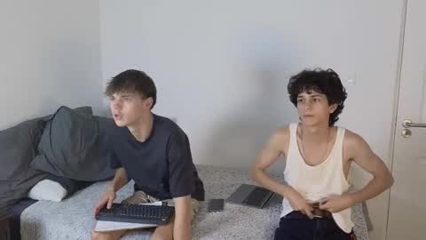 Snapshot of jaycex_69 chatting on 02.22.26 THE HOUSE online show from 02.22.26