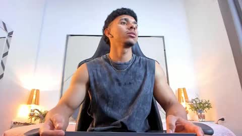 Snapshot of jaydenvance chatting on 05.01.26 JAYDEN online show from 05.01.26