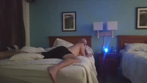 Snapshot of jayjay111989 chatting on 04.13.26 HUngBtmFl online show from 04.13.26