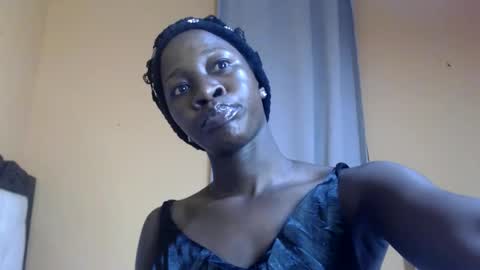 Snapshot of jayny1 chatting on 11.18.25 Jayny online show from 11.18.25