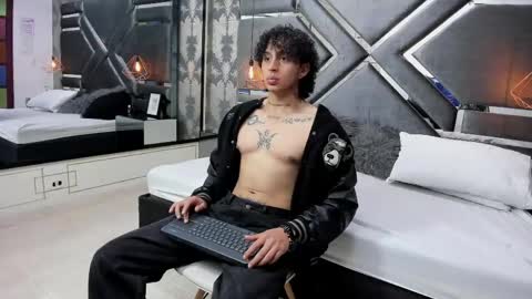 Jay Taylor online show from 04.21.26