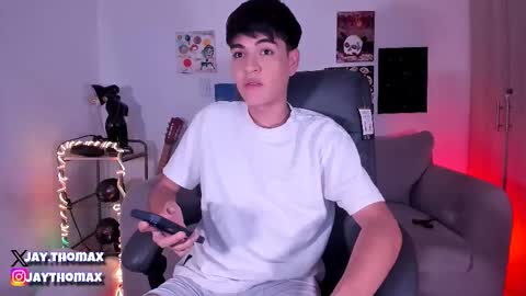 jaythomax online show from 02.19.25