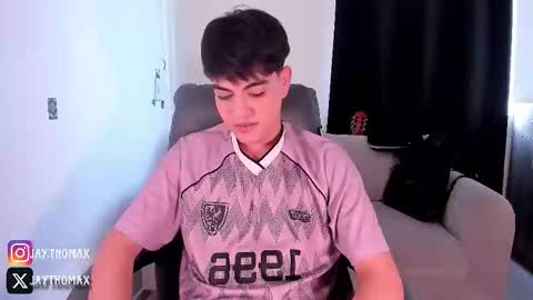 jaythomax online show from 10.05.25