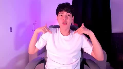 jaythomax online show from 11.08.25