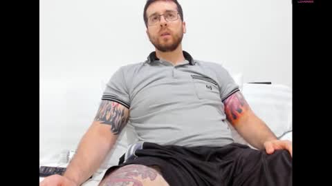 Snapshot of jayxcee_official chatting on 01.02.25 jayxcee OFFICIAL online show from 01.02.25