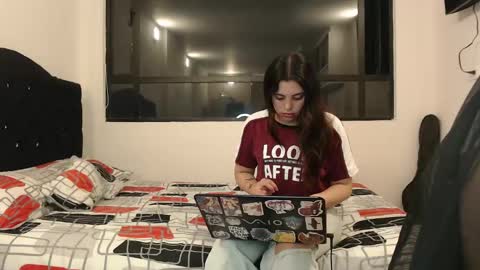 Snapshot of jazmin_dharius chatting on 02.12.25 Jazmin and Scarlett online show from 02.12.25