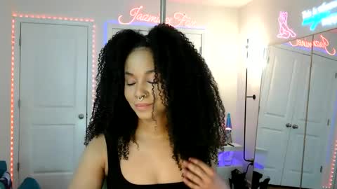 Snapshot of jazminefox chatting on 06.03.26 Jazmine Fox online show from 06.03.26