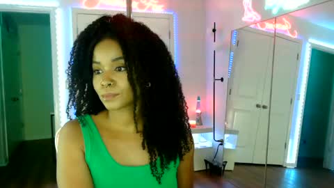 Jazmine Fox online show from 06.25.26
