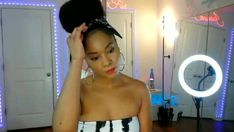 Jazmine Fox online show from 07.12.26