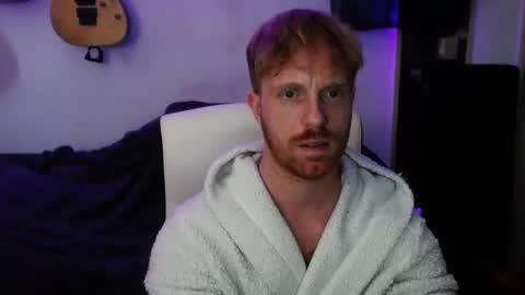 Snapshot of jb_cams chatting on 12.21.24 jb_cams online show from 12.21.24