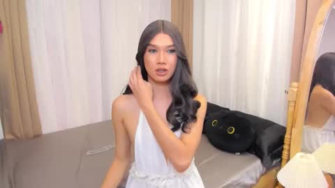 Snapshot of jchugecock chatting on 11.19.25 jchugecock online show from 11.19.25