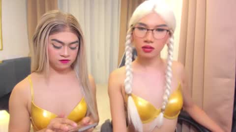 Snapshot of jchugecock chatting on 12.15.25 jchugecock online show from 12.15.25