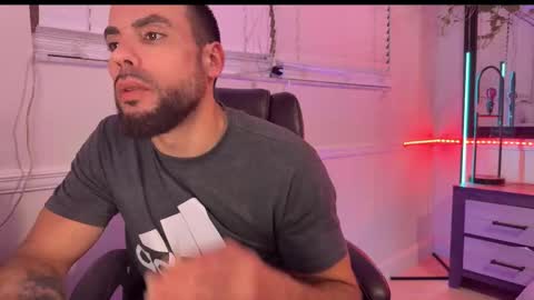 JcMax305 online show from 01.16.26