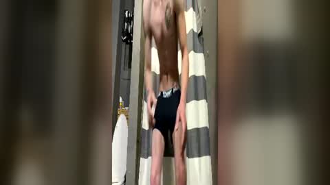 jdick2005 online show from 06.17.26
