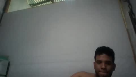 Snapshot of jdrake27 chatting on 12.17.25 jdrake27 online show from 12.17.25