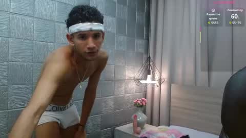 jdwhite18 online show from 04.15.26