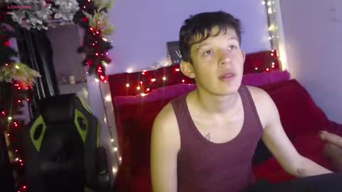 Snapshot of jean_arurelo20cm chatting on 09.10.25 Jeam online show from 09.10.25