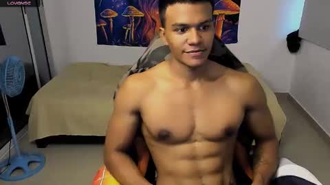 Snapshot of jeanfran_ferrer chatting on 09.15.25 jeanfran_ferrer online show from 09.15.25