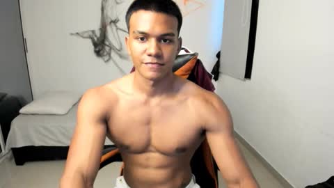 Snapshot of jeanfran_ferrer chatting on 11.16.25 jeanfran_ferrer online show from 11.16.25