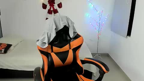 Snapshot of jeanfran_ferrer chatting on 11.26.25 jeanfran_ferrer online show from 11.26.25