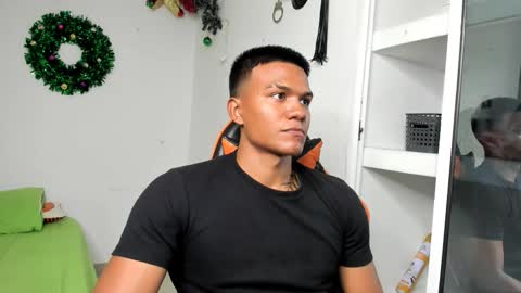 Snapshot of jeanfran_ferrer chatting on 01.06.26 jeanfran_ferrer online show from 01.06.26