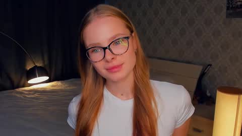 Snapshot of jeanicecoult chatting on 10.17.25 Jenny online show from 10.17.25