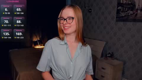 Snapshot of jeanicecoult chatting on 11.12.25 Jenny online show from 11.12.25