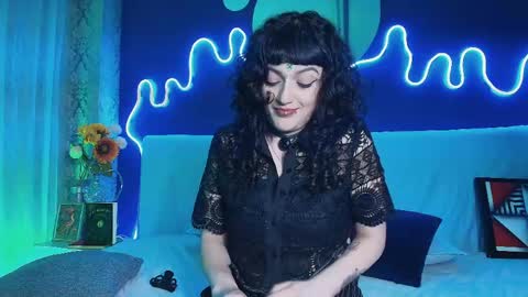 Snapshot of jeannesabatier chatting on 04.21.26 Jean online show from 04.21.26