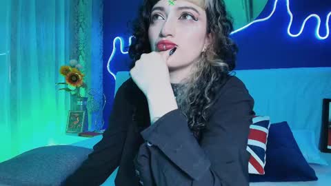 Snapshot of jeannesabatier chatting on 04.30.26 Jean online show from 04.30.26